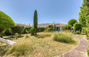 Maisons de vacances Charmante Maison Proche Plage : photos des chambres