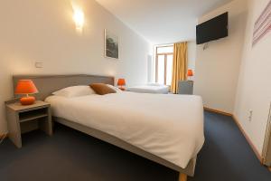 Hotels Hotel de Geneve et Restaurant , Faverges-Seythenex : photos des chambres