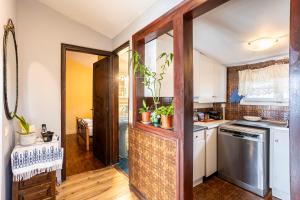 Endless Blue Seafront Retreat - Mikra Mantineia