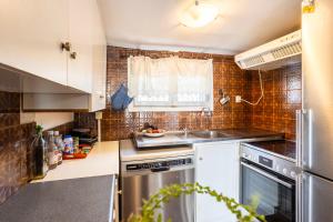 Endless Blue Seafront Retreat - Mikra Mantineia