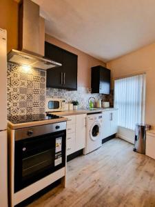 Comfy Modern 1-BR Flat 4 in Walton, Liverpool, Merseyside