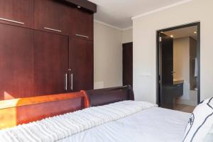 2 Bedroom Escape in the city