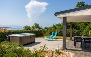 Villa Nada sea view&whirpool island Krk by Villas