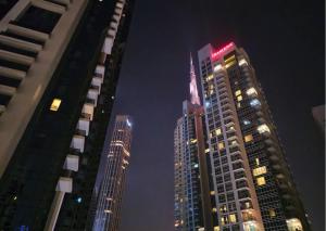 2BR Luxury Suite with a Garden View - 4hvězdičkové hotely ve městě Dubaj