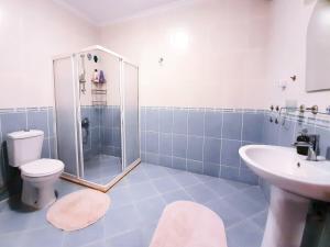 #481 - Spacious 3BR Duplex with Private Garden