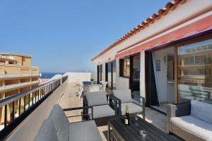 3 bedrooms with views