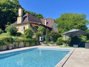 Maisons de vacances Propriete aux Eyzies avec piscine privee pour 6 personnes - FR-1-824-12 : photos des chambres