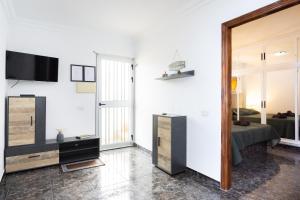 Nature Retreat with Ocean Views, Tamaimo