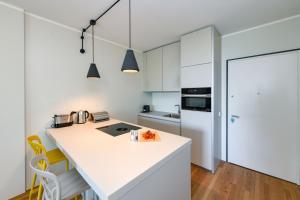 MGH - Lake & Love Apartment