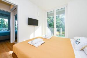 MGH - Lake & Love Apartment