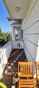 Skylark Apartments - Free Parking