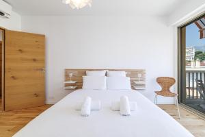 SAN SEVERINA - Spacious apartment in city center