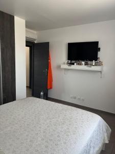 Nadoudas Villa