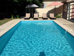 Maisons de vacances House with pool, Mouries Alpilles Provence 6 persons : photos des chambres