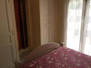 Maisons de vacances House with pool, Mouries Alpilles Provence 6 persons : photos des chambres