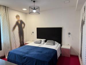 Eloom Hotel