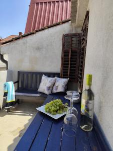 Pag Old City Center perfect Summer & Winter Stay- LarchmereLiving