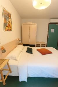 Hotels Hotel de Geneve et Restaurant , Faverges-Seythenex : photos des chambres