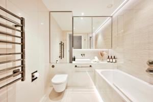 Luxury Apt In White City Living - Ideal For Family & Business Stay