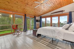 B - Porch Suite on Miles Smith Farm