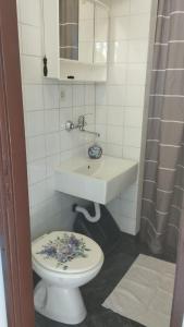 Private apartment ,surrounded by nature,50m from the sea