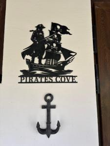 Pirates Cove