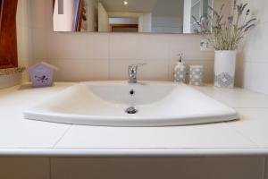 Glicine e sole by Teuladaapartments img21