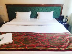 Hotel Saket In Prayagraj