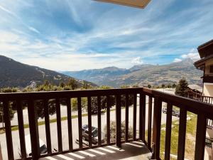 Appartement pour 4 à Vallandry, accès direct aux pistes, balcon, animaux admis - FR-1-757-101