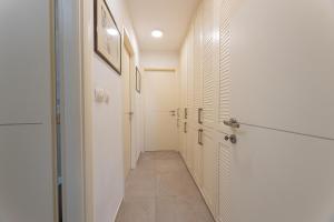 Split Horizon Penthouse - Premium Location and Panoramic Views