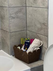 Two bed flat in Cardiff