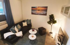 Hanni, wenige Minuten zum Strand