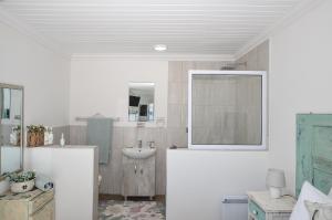 Hemelstoep Pool View