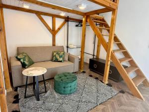 Gloriya Suite Downtown