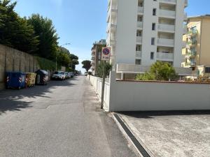 Condominio Nevada a pochi passi dal mare da Agenzia Colla Jesolo