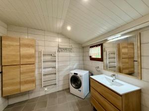 Chalets Chalet des Boutons d-Or, peaceful with terrace : photos des chambres