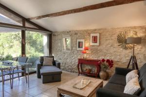 Maisons de vacances Escapade romantique en Drome, vue sur les vignes : photos des chambres