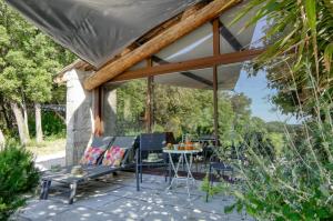 Maisons de vacances Escapade romantique en Drome, vue sur les vignes : photos des chambres