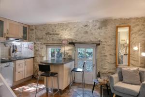 Maisons de vacances Escapade romantique en Drome, vue sur les vignes : photos des chambres