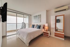 Palmetto Beach by MOME