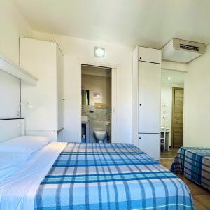 Triple Room with Balcony room in Hotel Ondina