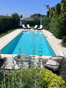Villas beautiful 4 bedroom villa, pool, Luberon : photos des chambres