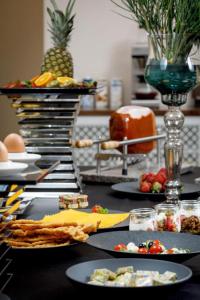 Luxury 2 bedroom-2 bathroom Apartment with Rooftop TERRACE & Luxury Studio App