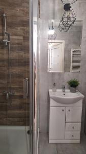 Apartament Dębowy z miejscem parkingowym
