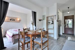 Appartements L-Encatador - Bagnere-de-Luchon : photos des chambres