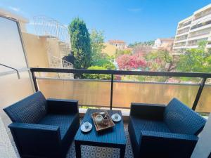 Appartements Magnifique Appartement, Piscine, Proche gare : photos des chambres