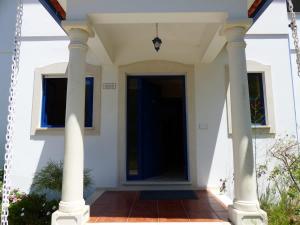 Casa Cecilia Seaside Serenity and Coastal Charm