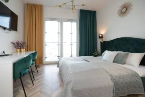 Kasprzaka Heights Apartments With A View