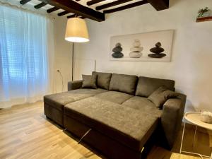 Saturnia Siria Holiday