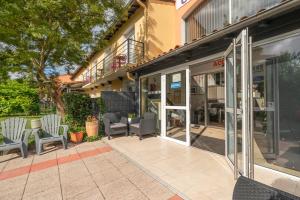 Hotels Contact Hotel O'Nice Saintes : photos des chambres